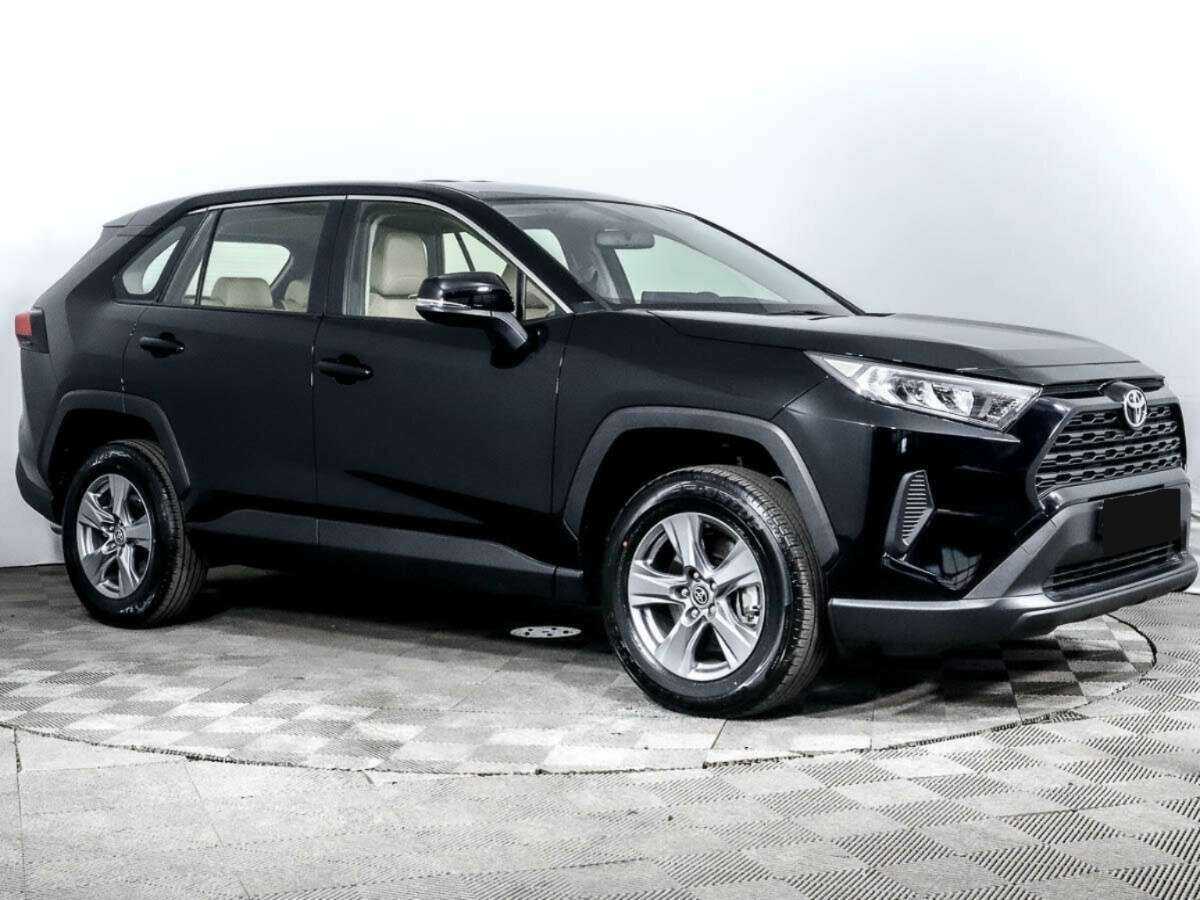 Toyota RAV4 2022 года с пробегом. Фото: #2