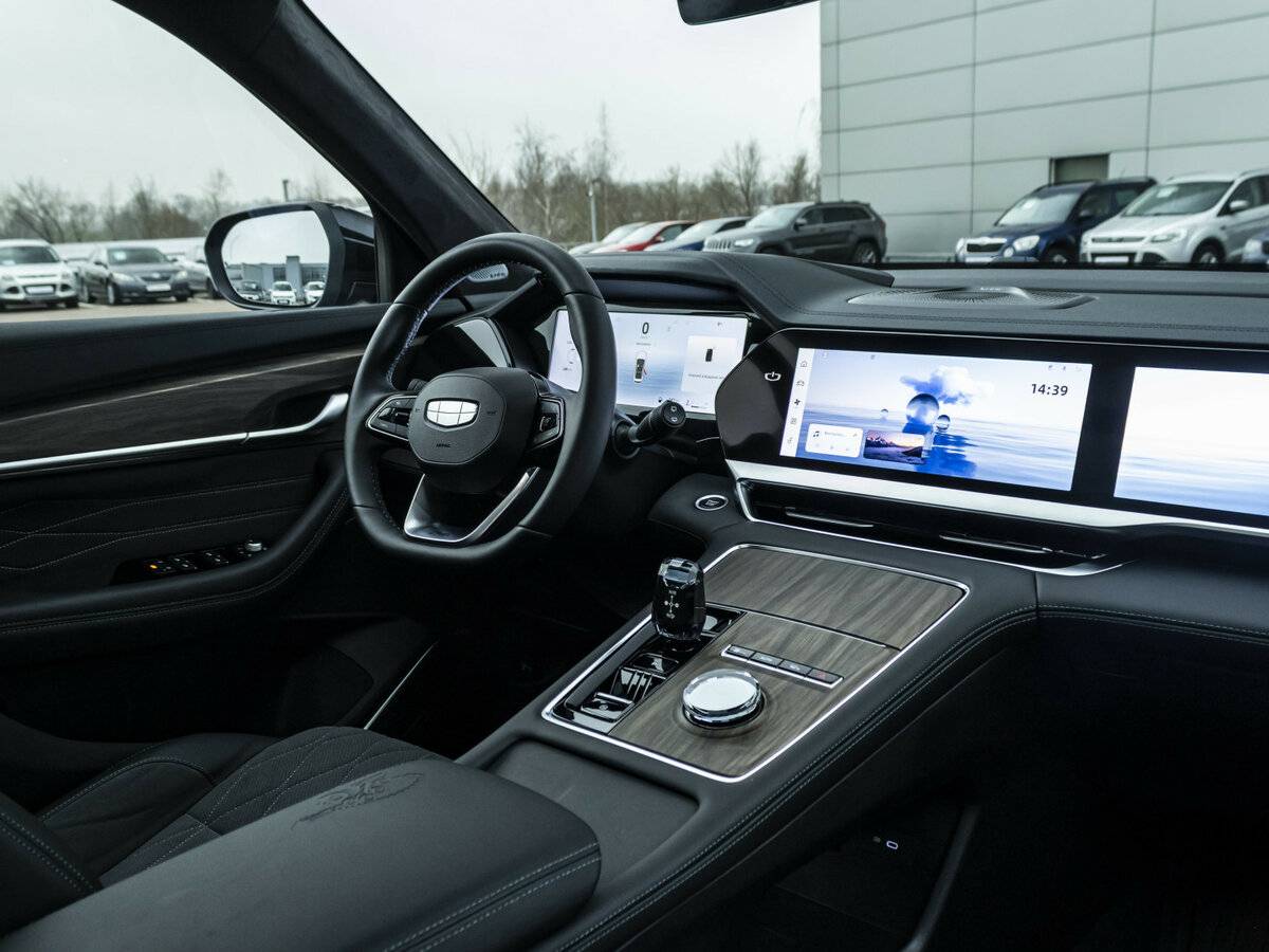 Geely Monjaro 2025 года с пробегом. Фото: #8