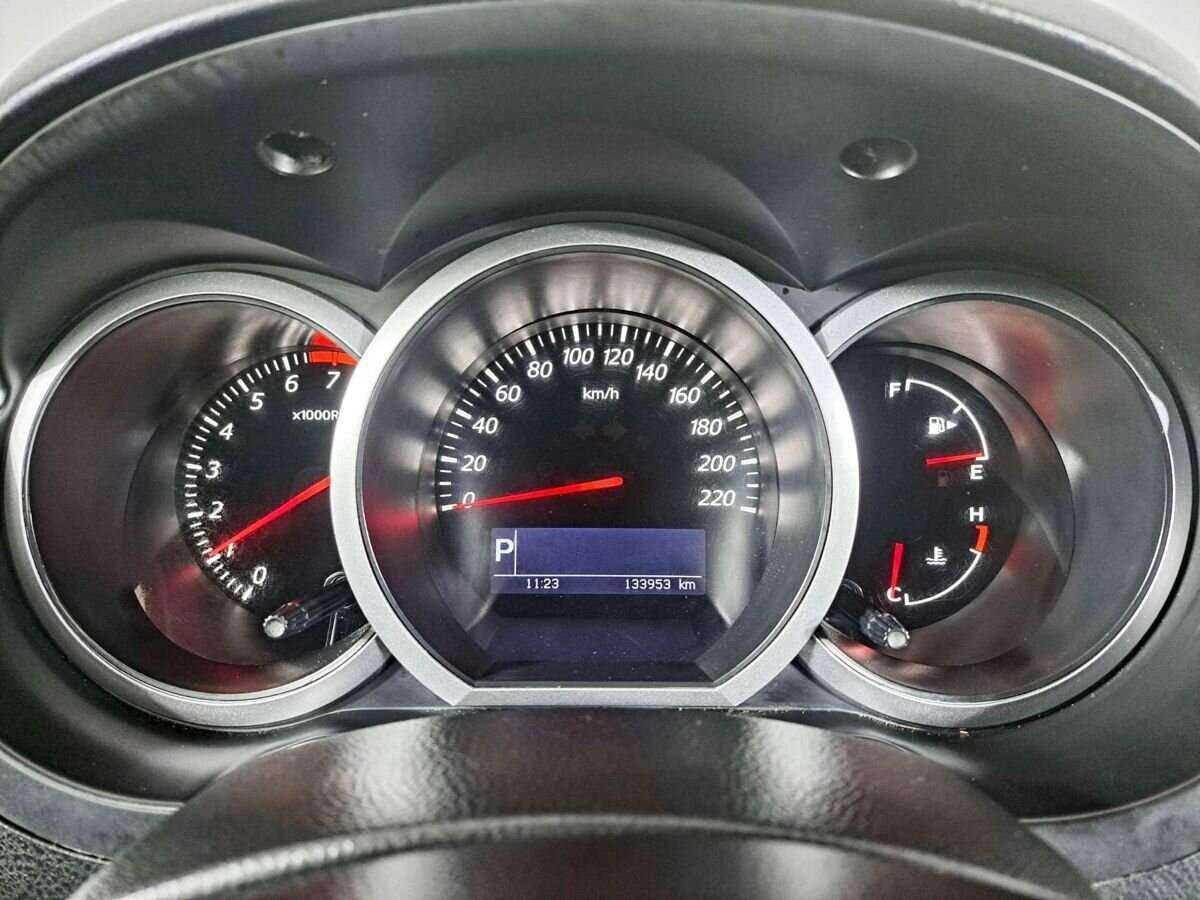 Suzuki Grand Vitara 2011 года с пробегом. Фото: #10