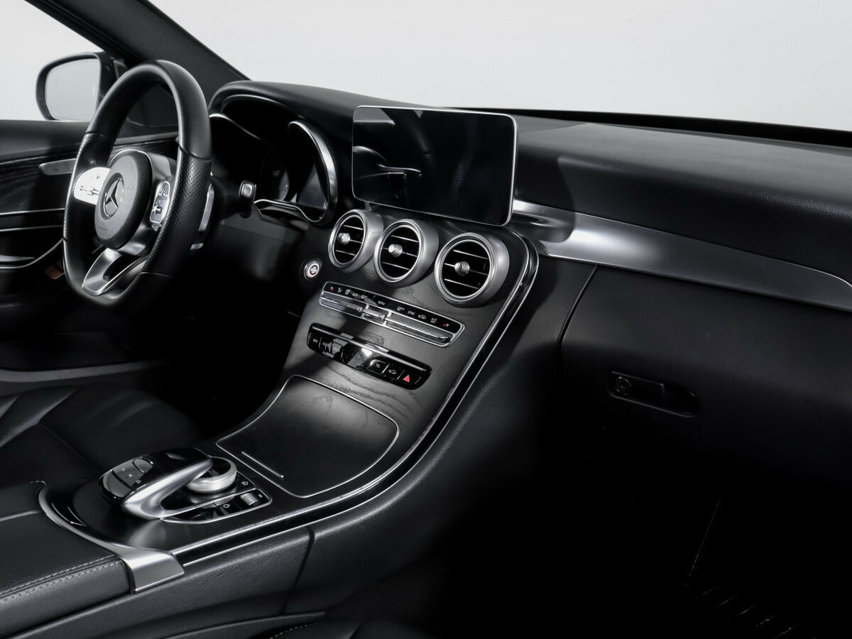Mercedes-Benz C-Класс 2018 года с пробегом. Фото: #9