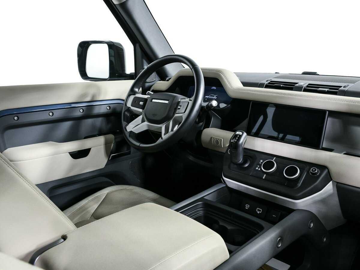 Land Rover Defender 2020 года с пробегом. Фото: #6