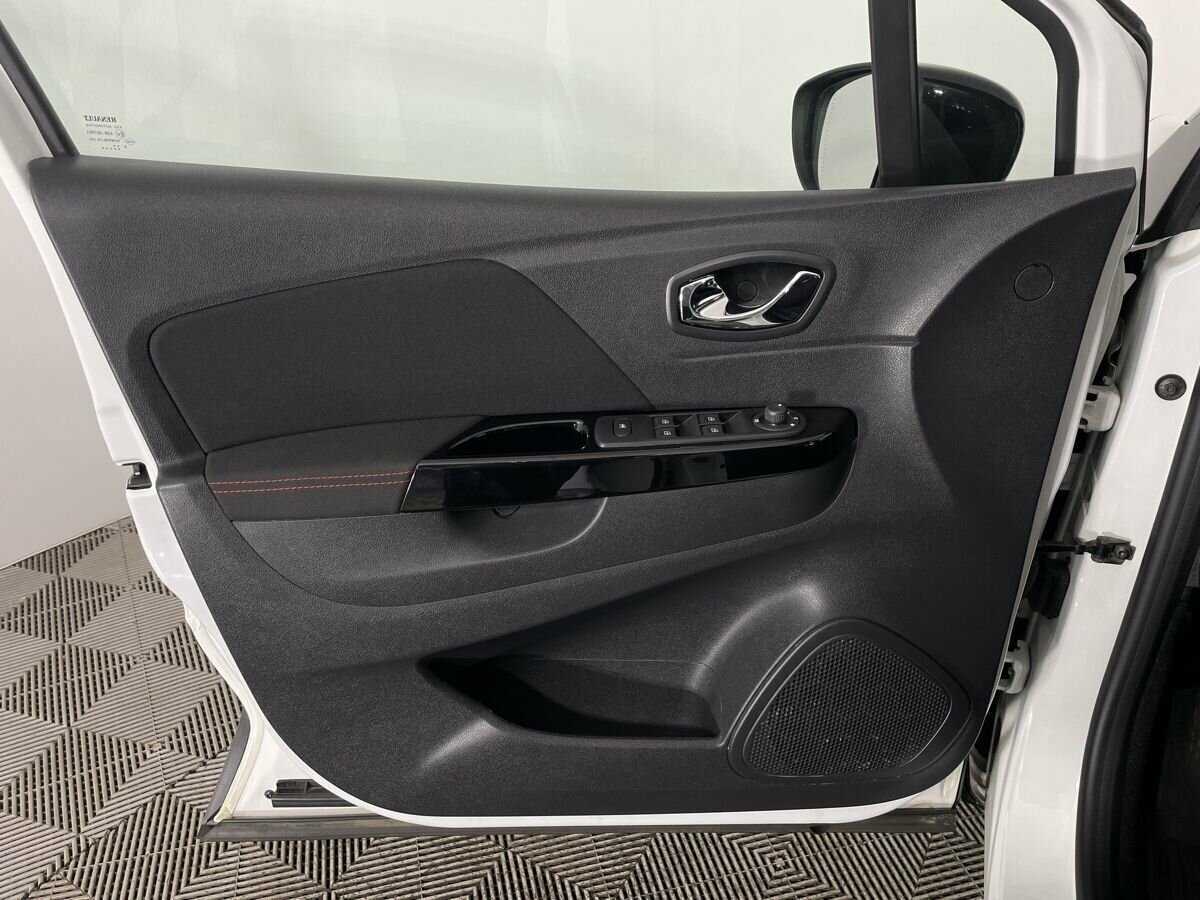 Renault Kaptur 2018 года с пробегом. Фото: #7