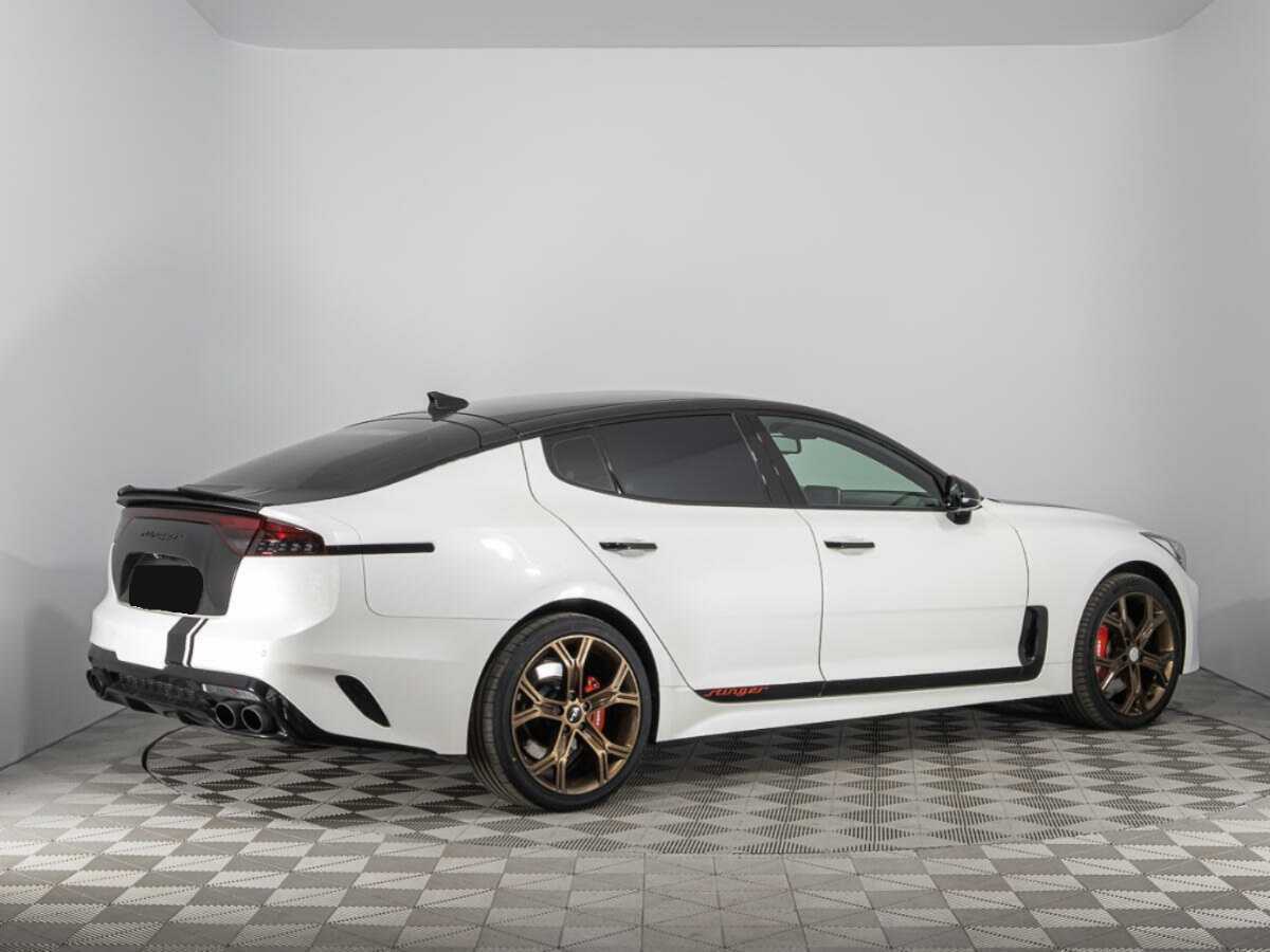 Kia Stinger 2018 года с пробегом. Фото: #4