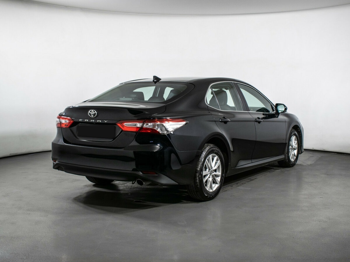 Toyota Camry 2020 года с пробегом. Фото: #4
