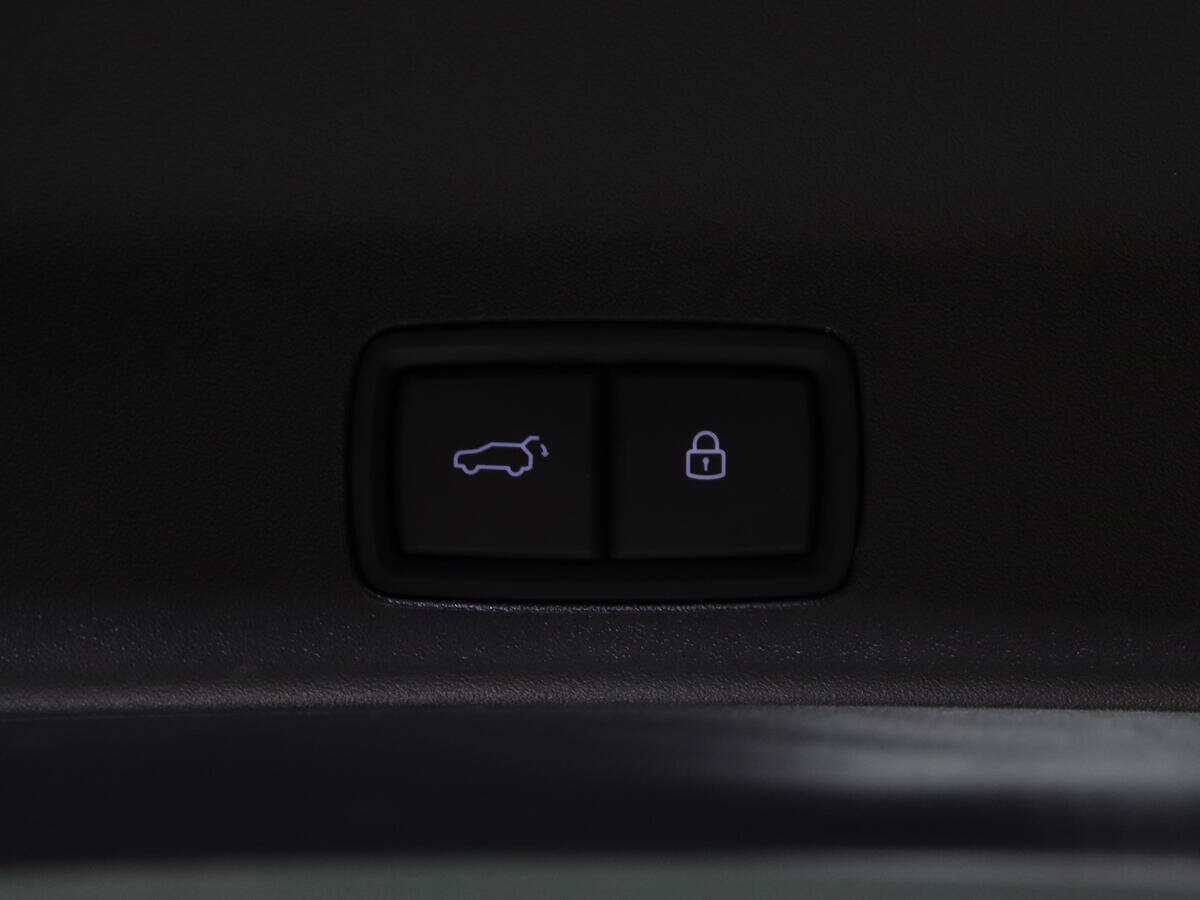 LiXiang L9 2023 года с пробегом. Фото: #22