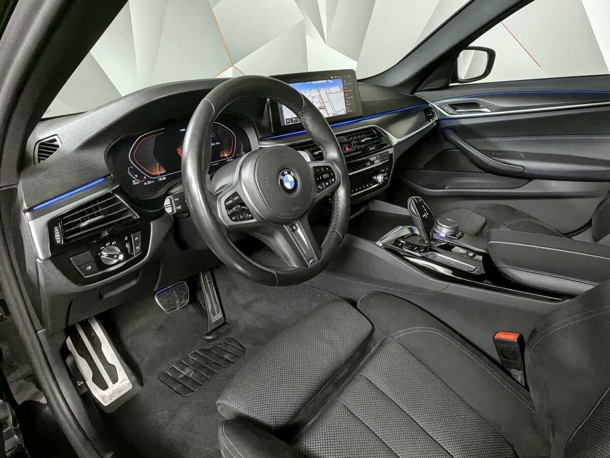 BMW 5 серии 2021 года с пробегом. Фото: #13