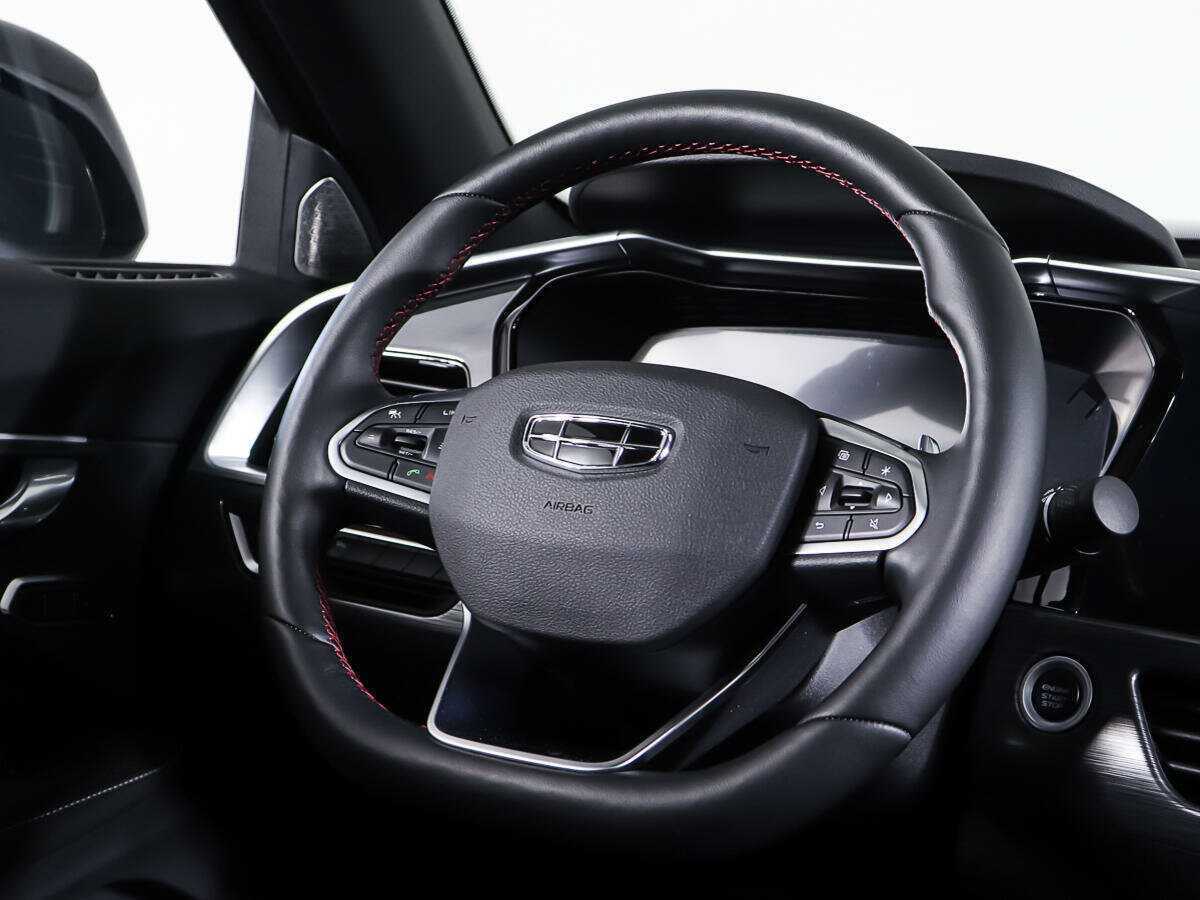 Geely Tugella 2023 года с пробегом. Фото: #14