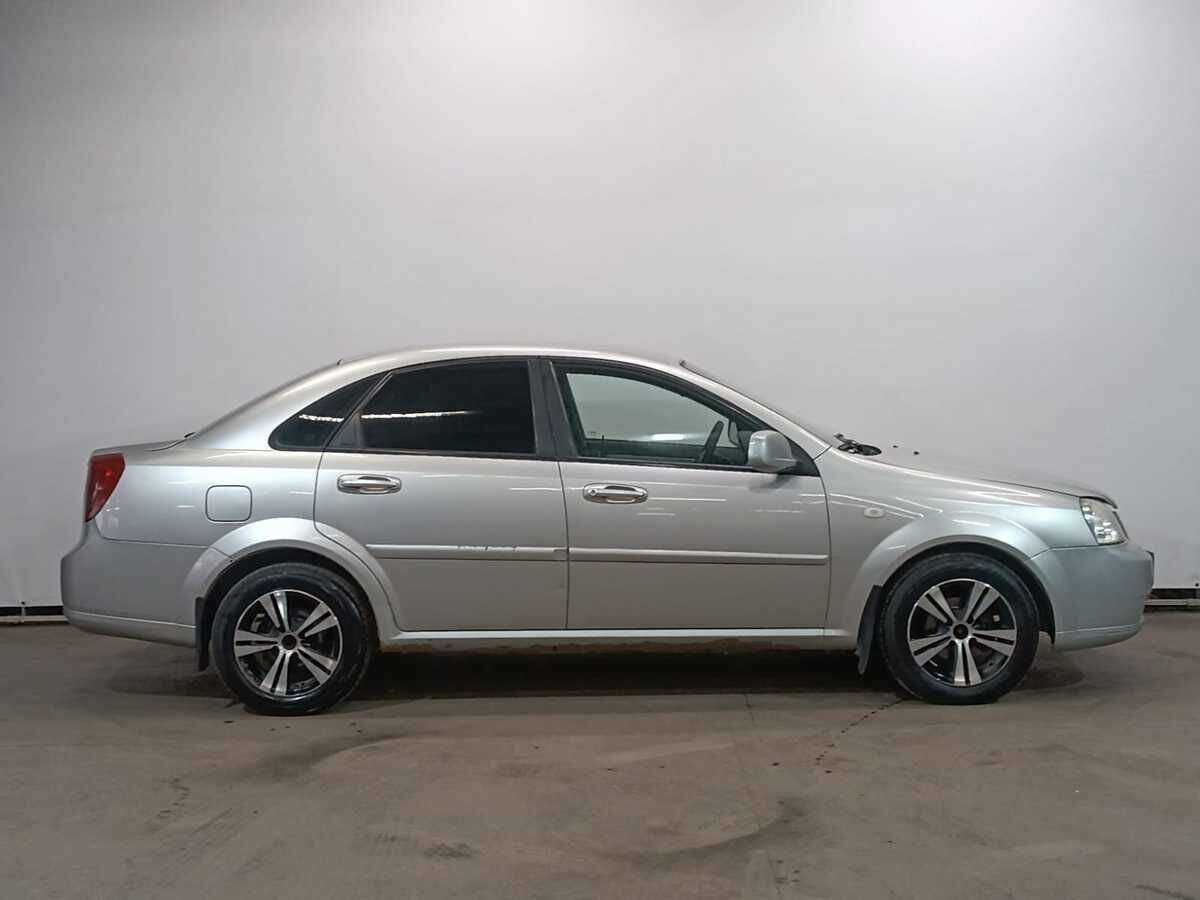 Chevrolet Lacetti 2011 года с пробегом. Фото: #3