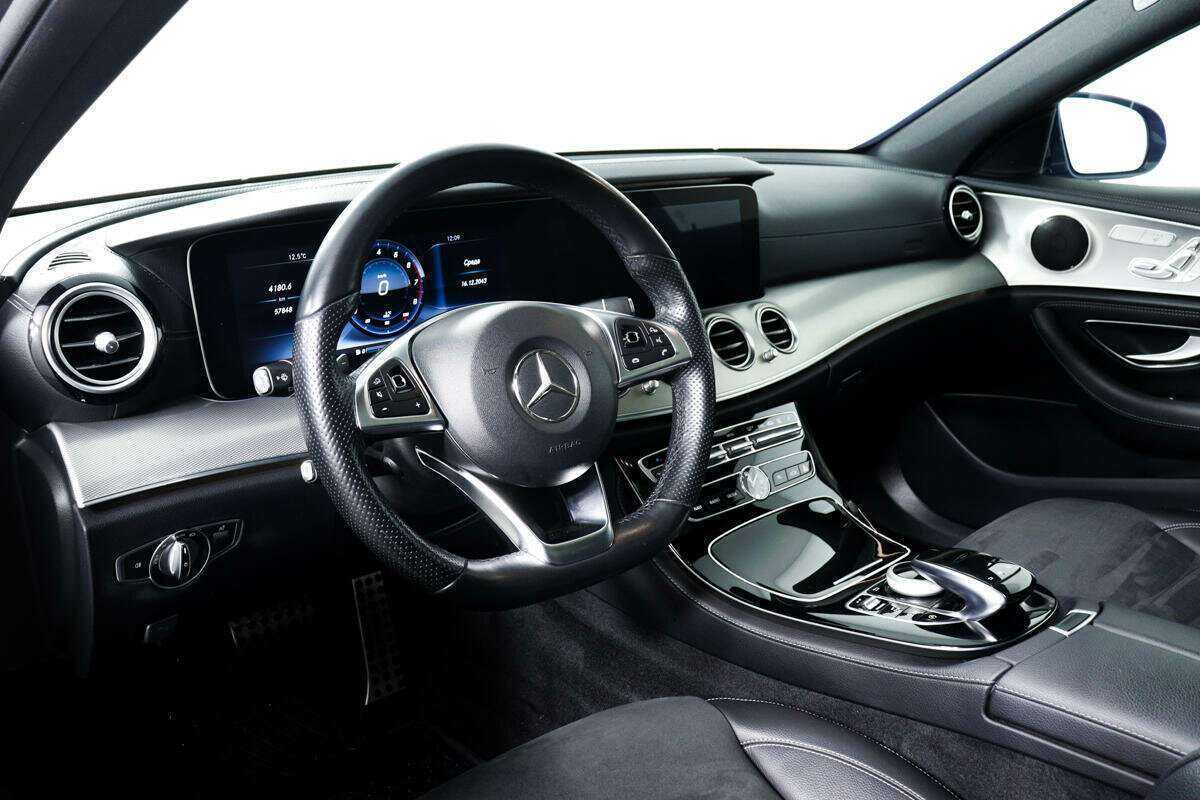 Mercedes-Benz E-Класс 2016 года с пробегом. Фото: #12