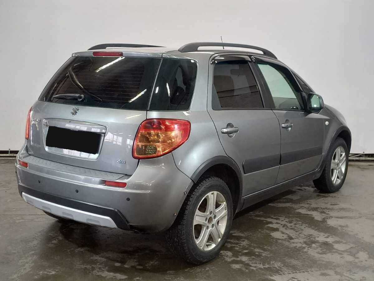 Suzuki SX4 2010 года с пробегом. Фото: #4