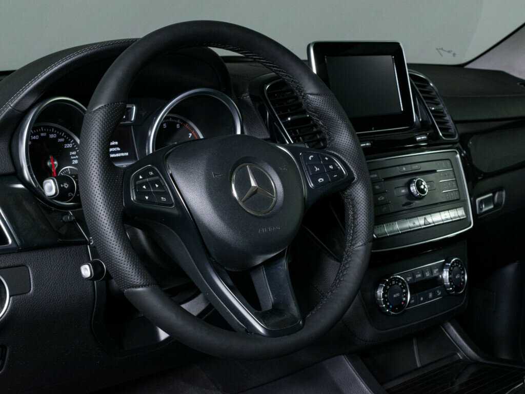 Mercedes-Benz GLE 2015 года с пробегом. Фото: #14