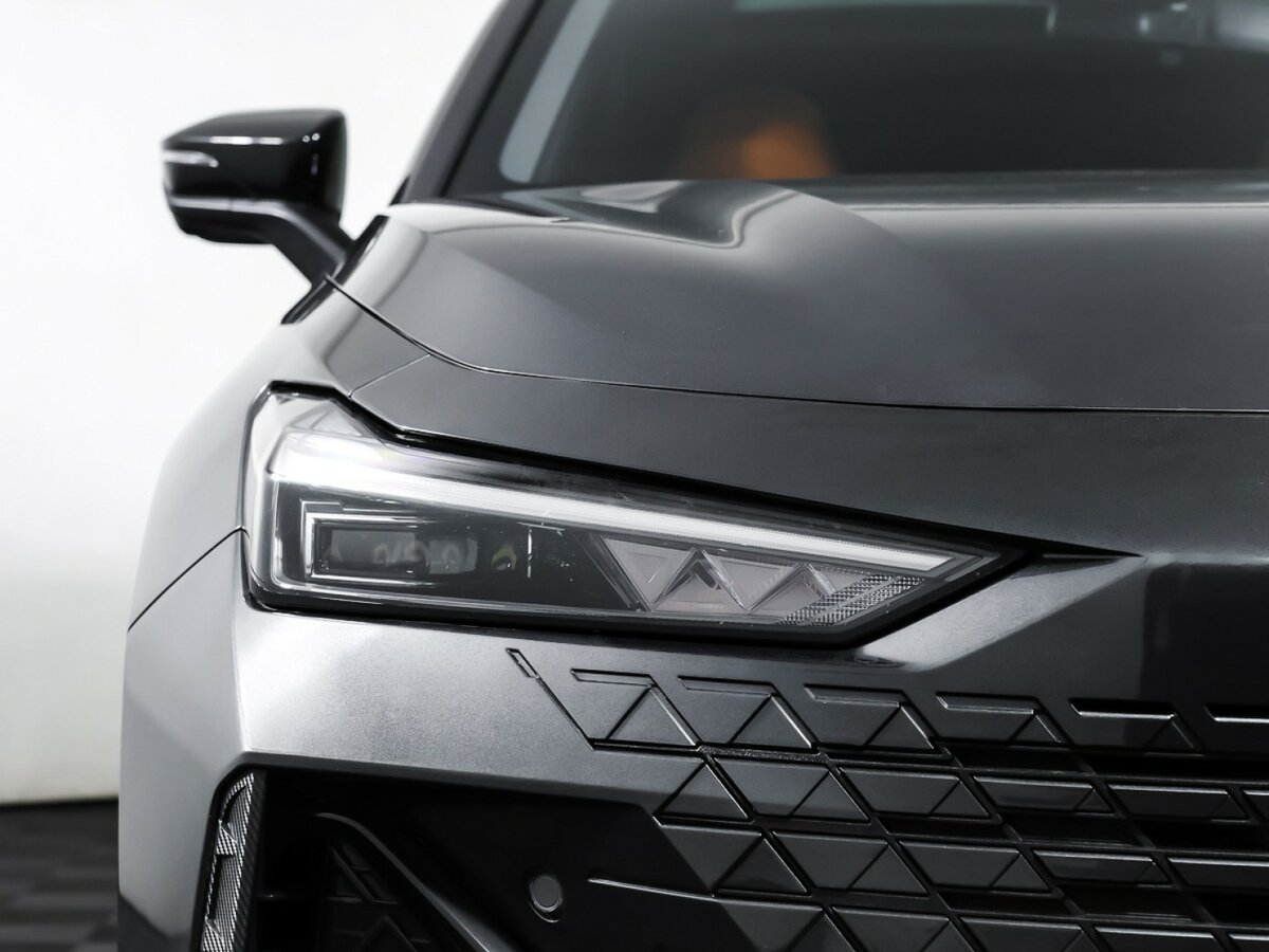 Changan UNI-V 2023 года с пробегом. Фото: #22