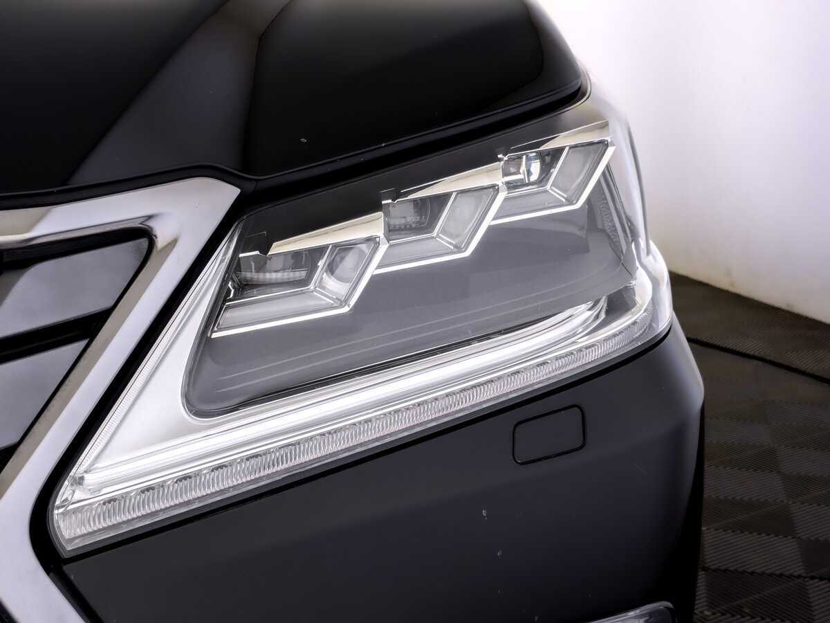 Lexus LX 2020 года с пробегом. Фото: #16