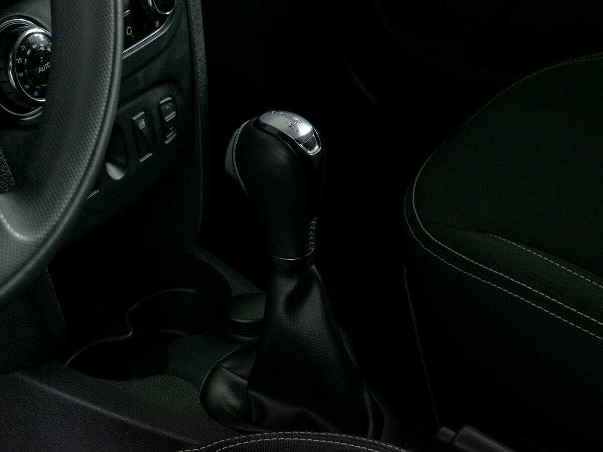 Renault Sandero 2017 года с пробегом. Фото: #14