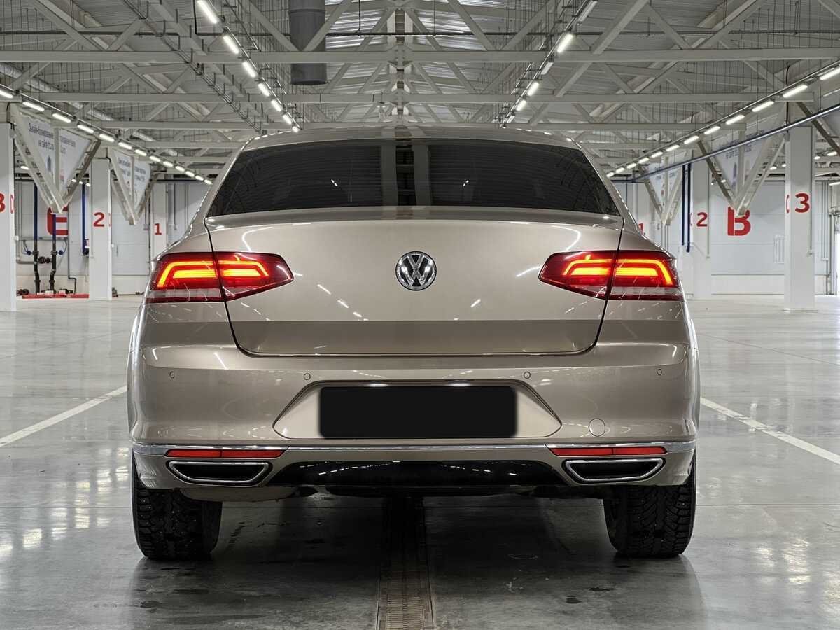 Volkswagen Passat 2016 года с пробегом. Фото: #5