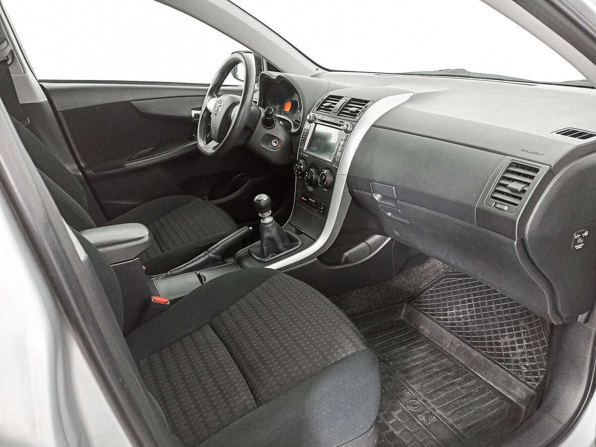 Toyota Corolla 2011 года с пробегом. Фото: #8