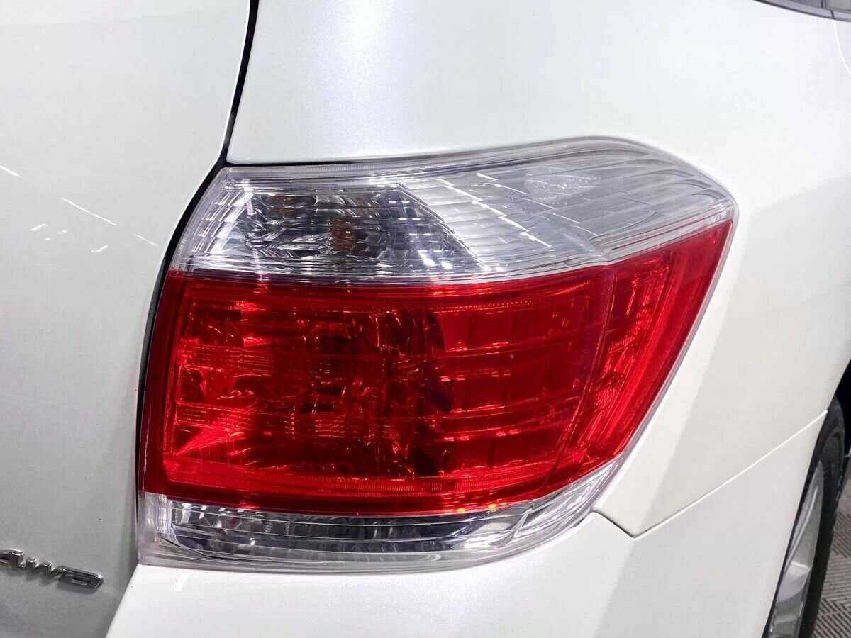 Toyota Highlander 2012 года с пробегом. Фото: #19