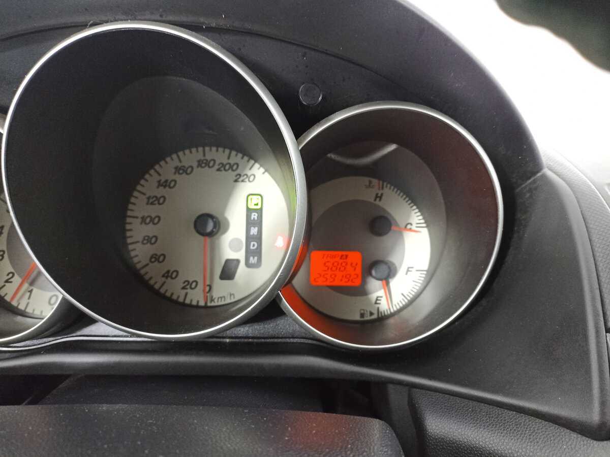 Mazda 3 2007 года с пробегом. Фото: #12