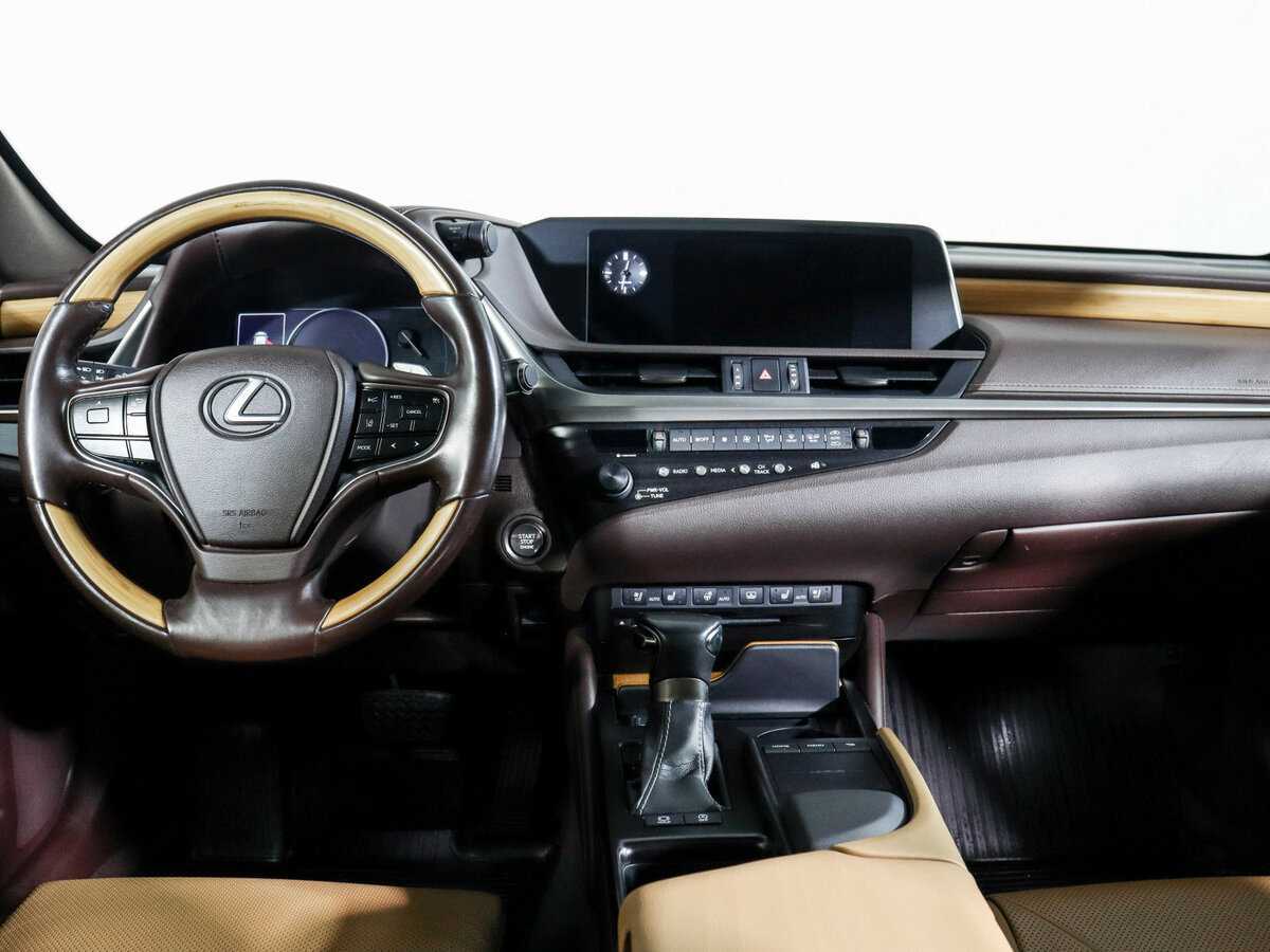 Lexus ES 2019 года с пробегом. Фото: #9