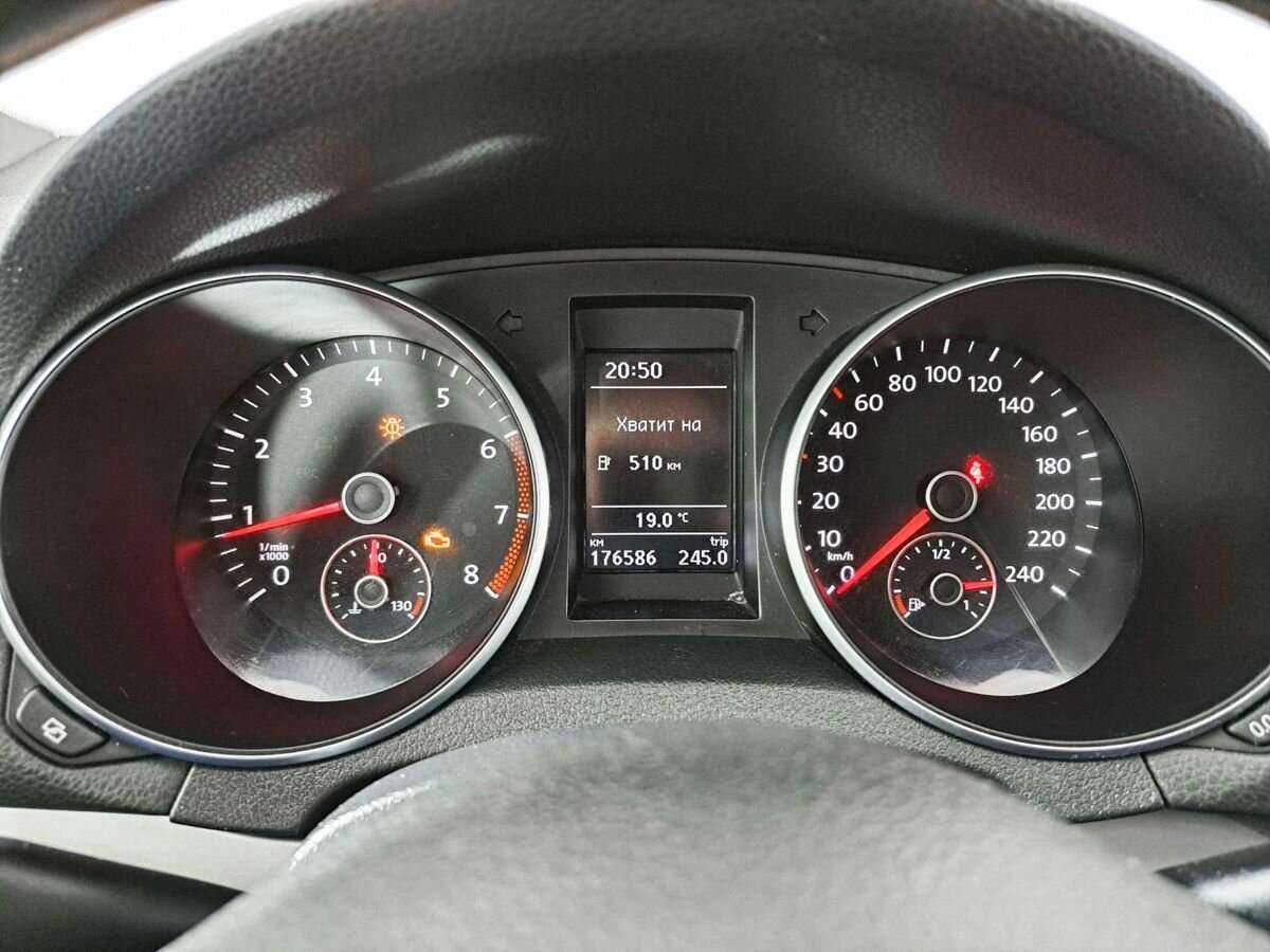 Volkswagen Golf 2010 года с пробегом. Фото: #12