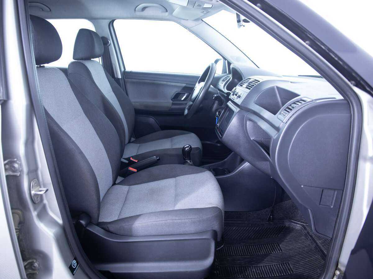 Skoda Fabia 2013 года с пробегом. Фото: #9