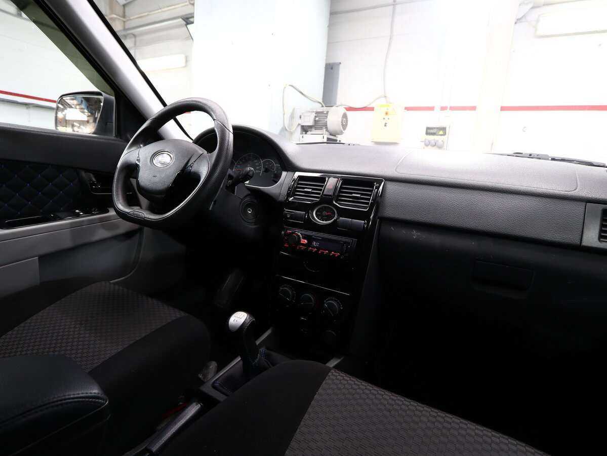 Lada (ВАЗ) Priora 2011 года с пробегом. Фото: #8