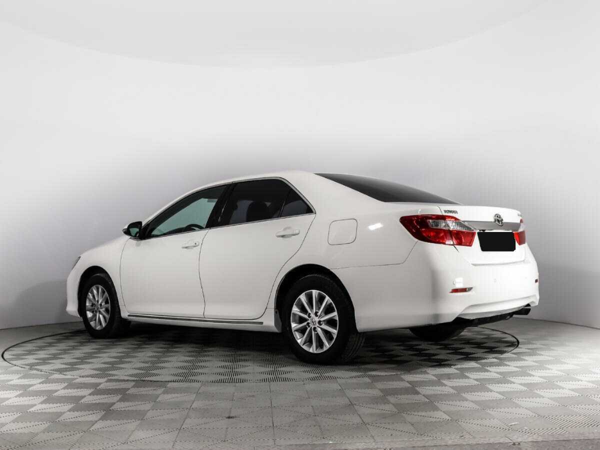 Toyota Camry 2014 года с пробегом. Фото: #6