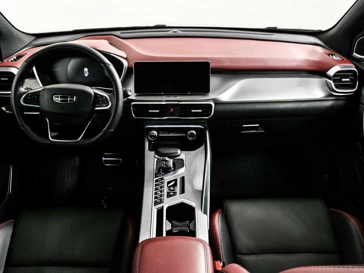 Geely Coolray 2022 года с пробегом. Фото: #10