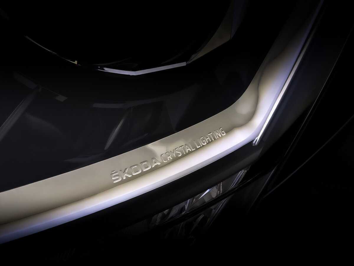 Skoda Superb 2024 года с пробегом. Фото: #25