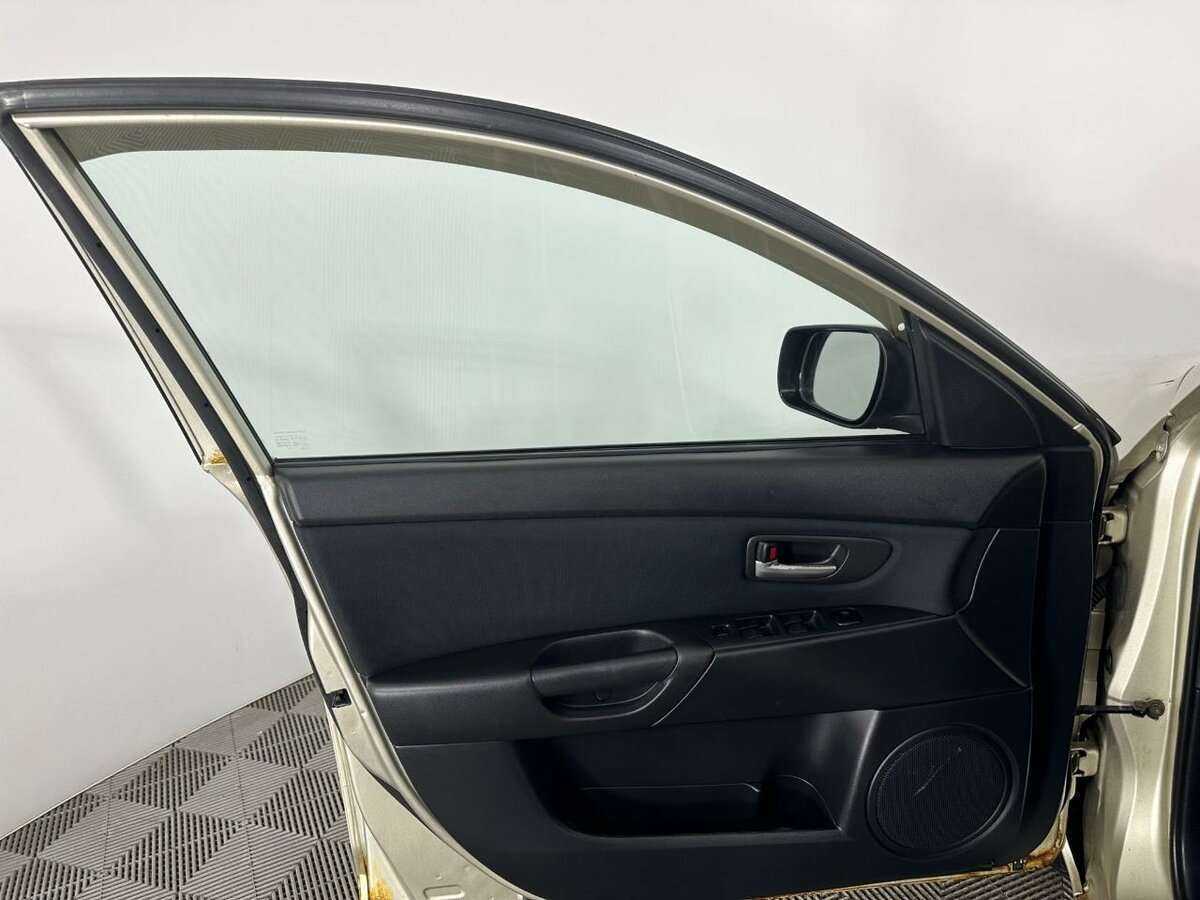 Mazda 3 2006 года с пробегом. Фото: #7