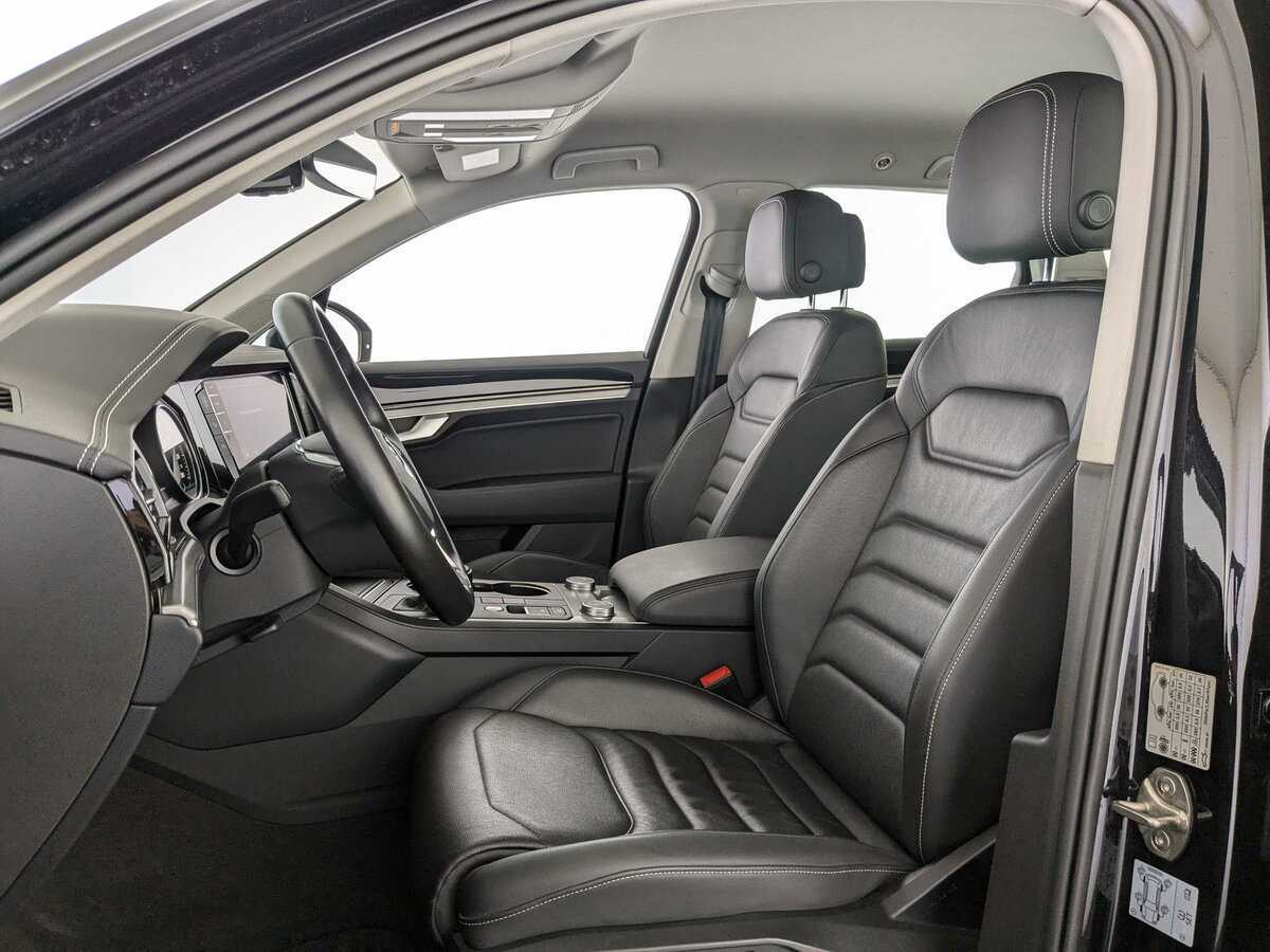 Volkswagen Touareg 2020 года с пробегом. Фото: #16