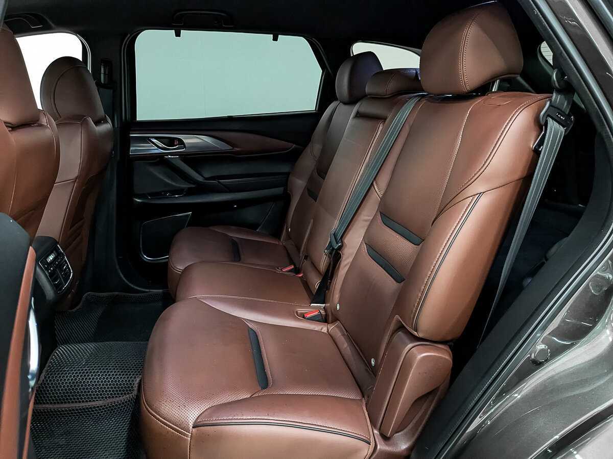 Mazda CX-9 2019 года с пробегом. Фото: #17