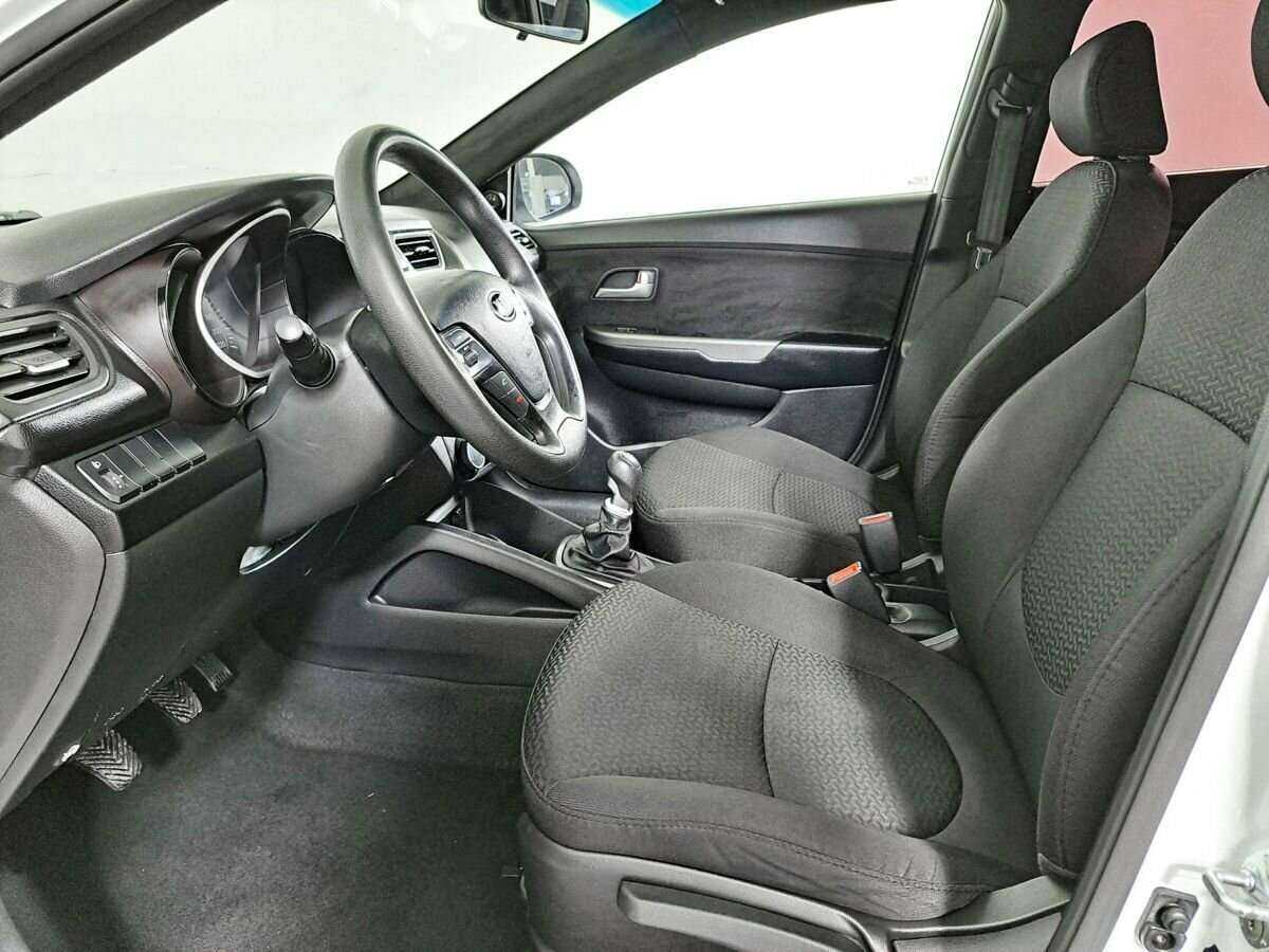 Kia Rio 2015 года с пробегом. Фото: #13