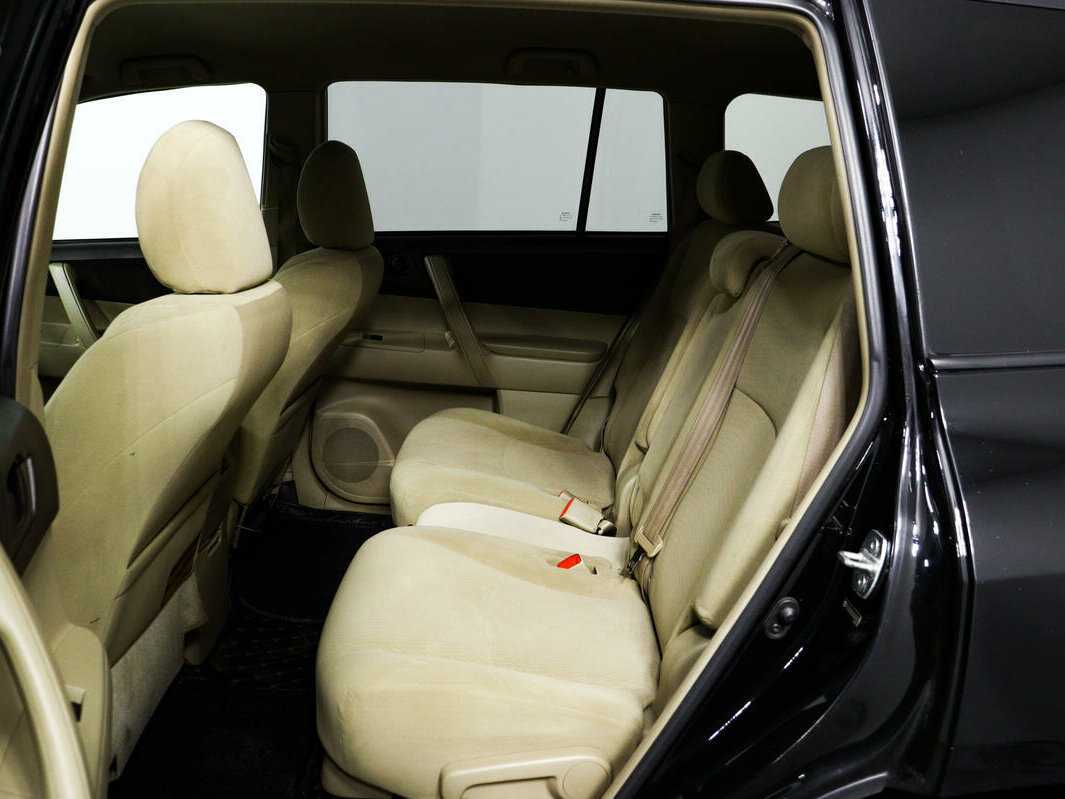 Toyota Highlander 2010 года с пробегом. Фото: #11