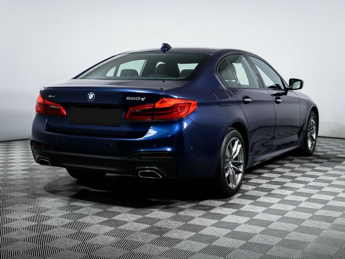 BMW 5 серии 2018 года с пробегом. Фото: #4