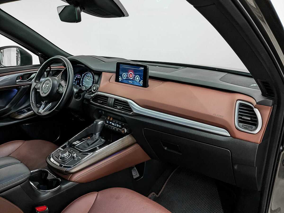 Mazda CX-9 2019 года с пробегом. Фото: #12