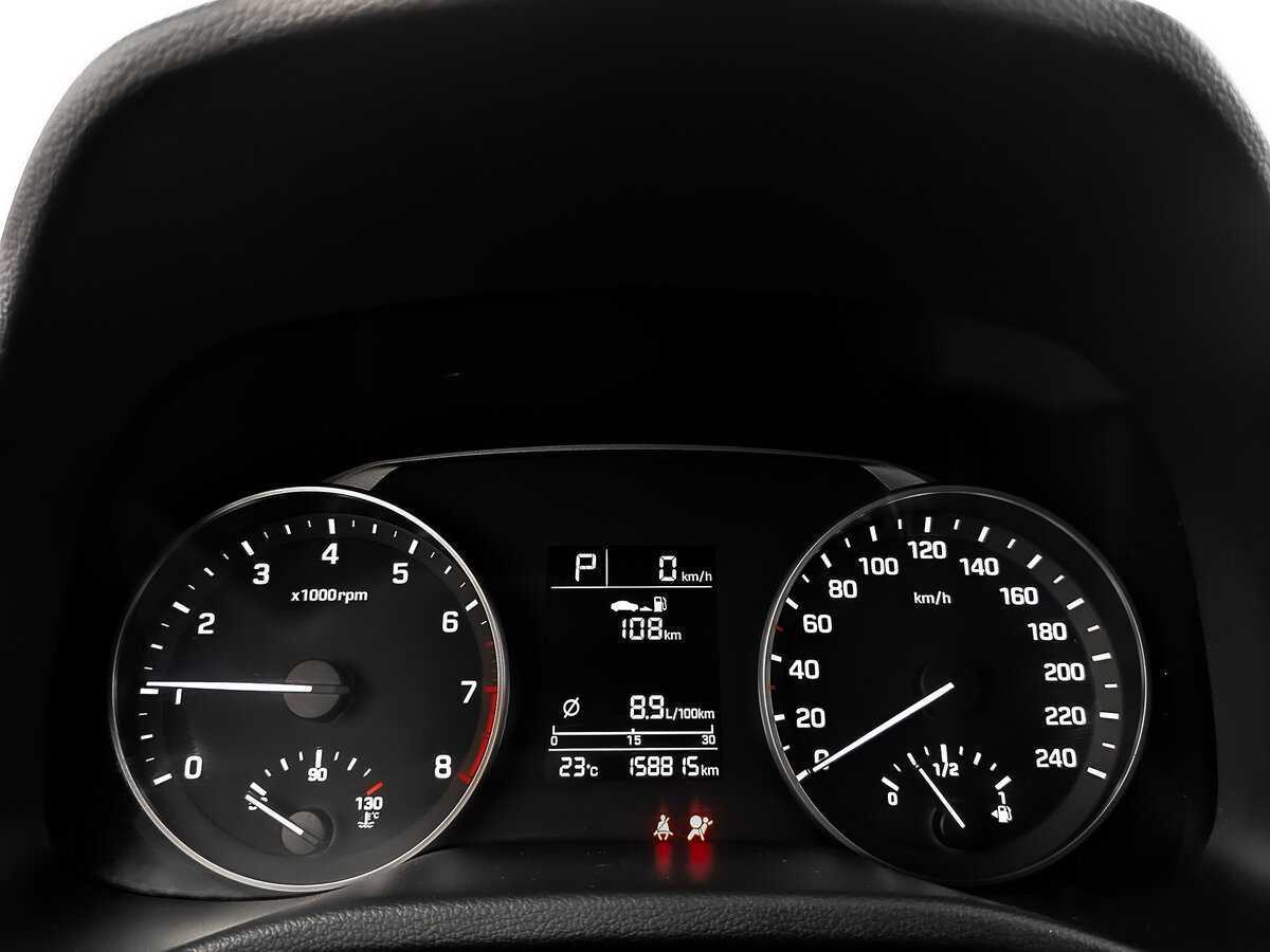 Hyundai Elantra 2017 года с пробегом. Фото: #15