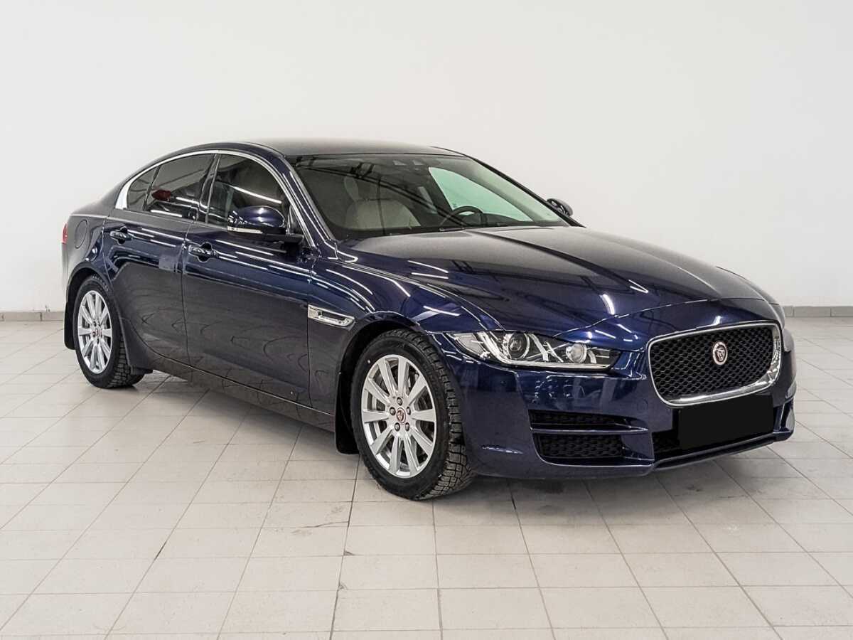 Jaguar XE 2017 года с пробегом. Фото: #2