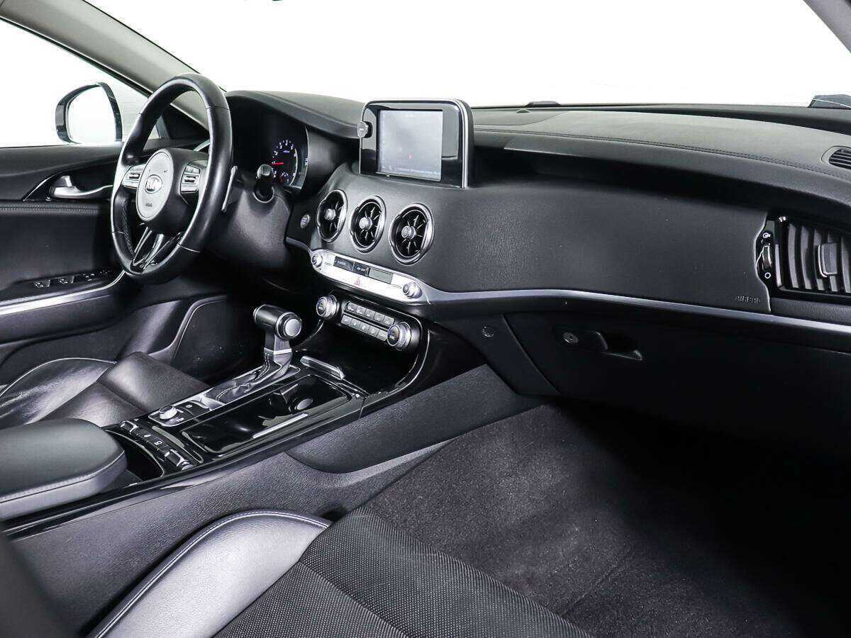 Kia Stinger 2019 года с пробегом. Фото: #8