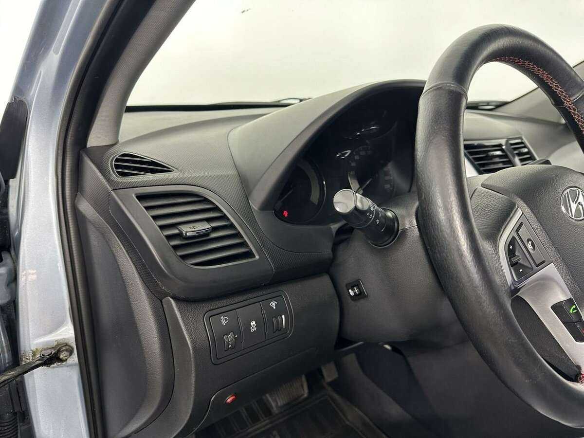 Hyundai Solaris 2011 года с пробегом. Фото: #8