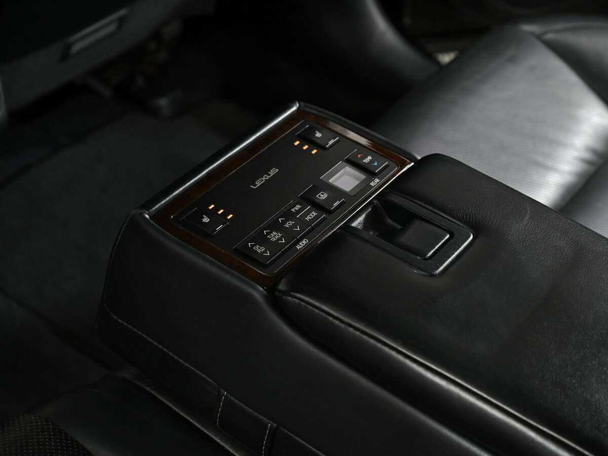 Lexus ES 2013 года с пробегом. Фото: #17