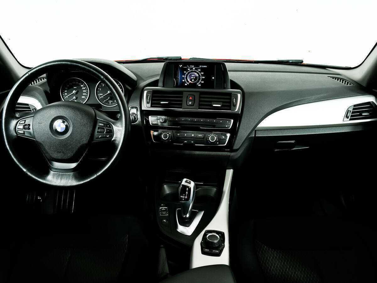 BMW 1 серии 2016 года с пробегом. Фото: #10