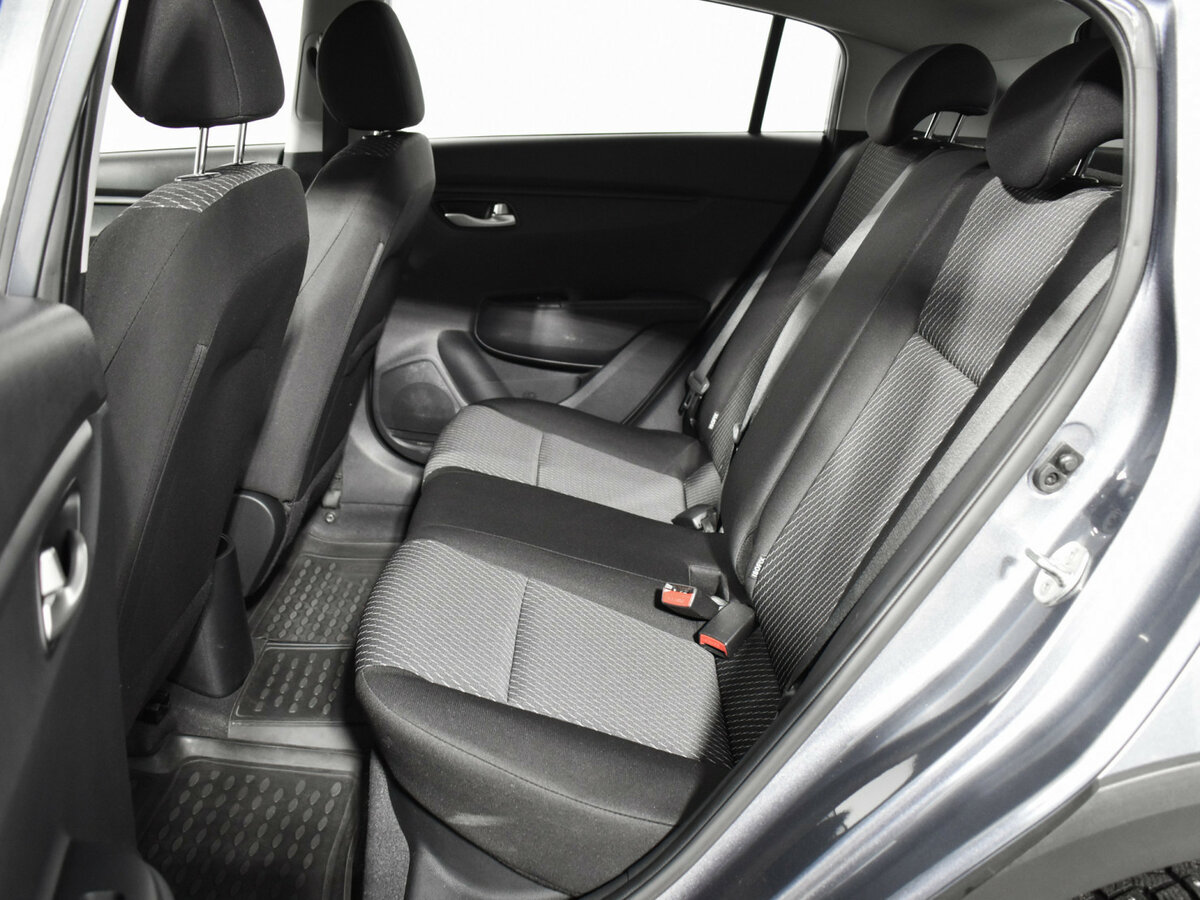 Kia Rio 2020 года с пробегом. Фото: #10