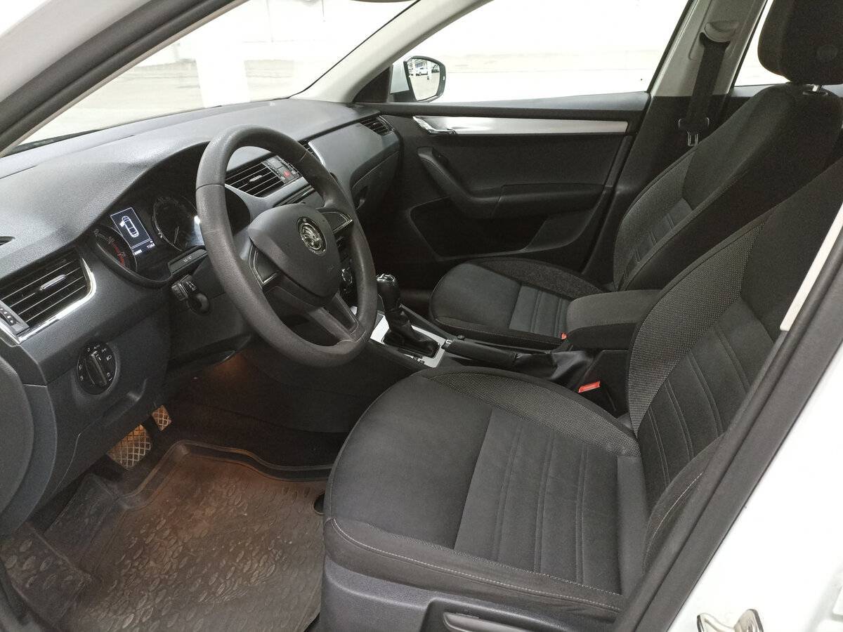Skoda Octavia 2018 года с пробегом. Фото: #15