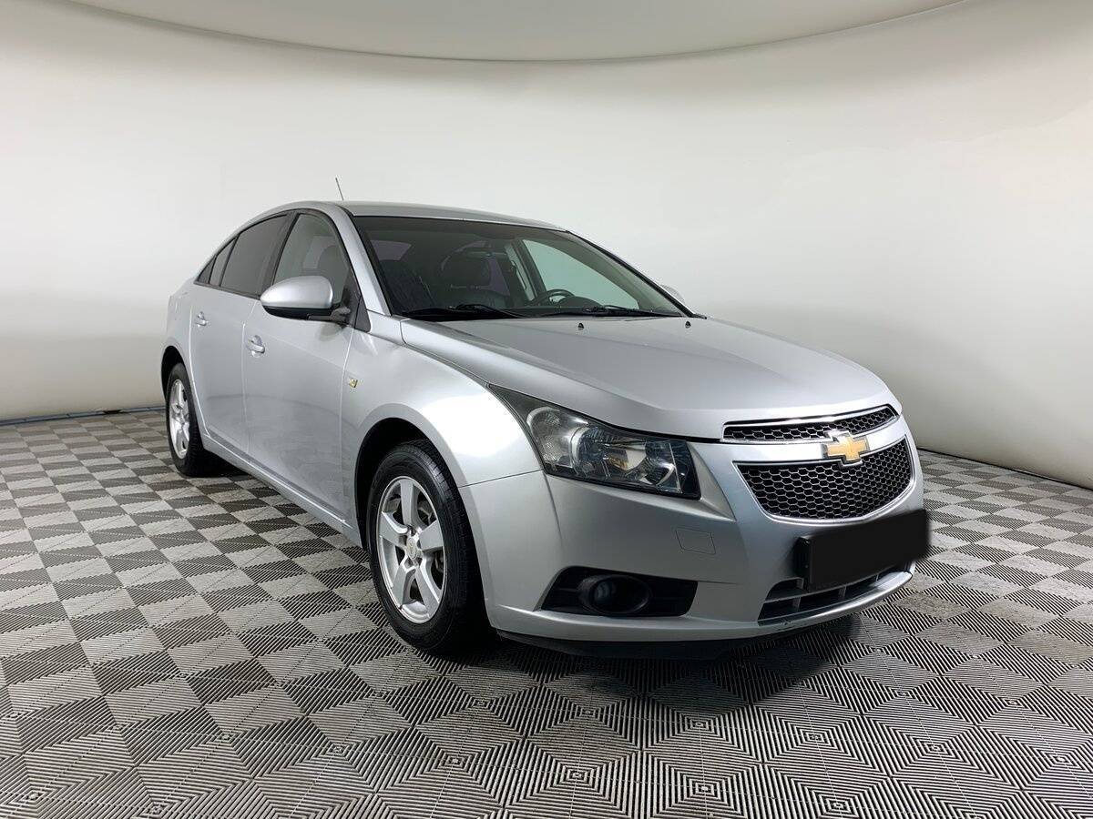 Chevrolet Cruze 2011 года с пробегом. Фото: #2