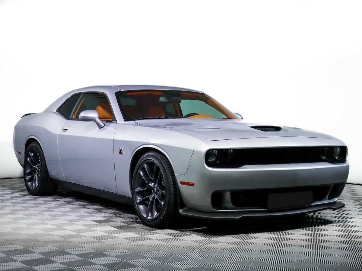 Dodge Challenger 2022 года с пробегом. Фото: #2