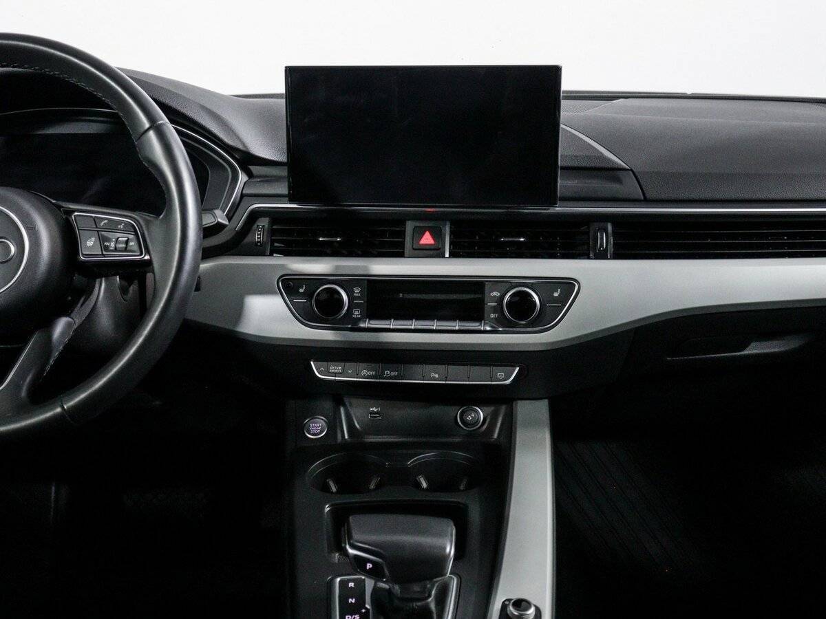 Audi A4 2021 года с пробегом. Фото: #12