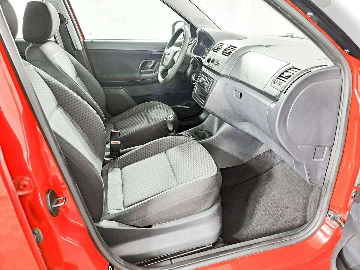Skoda Fabia 2010 года с пробегом. Фото: #8
