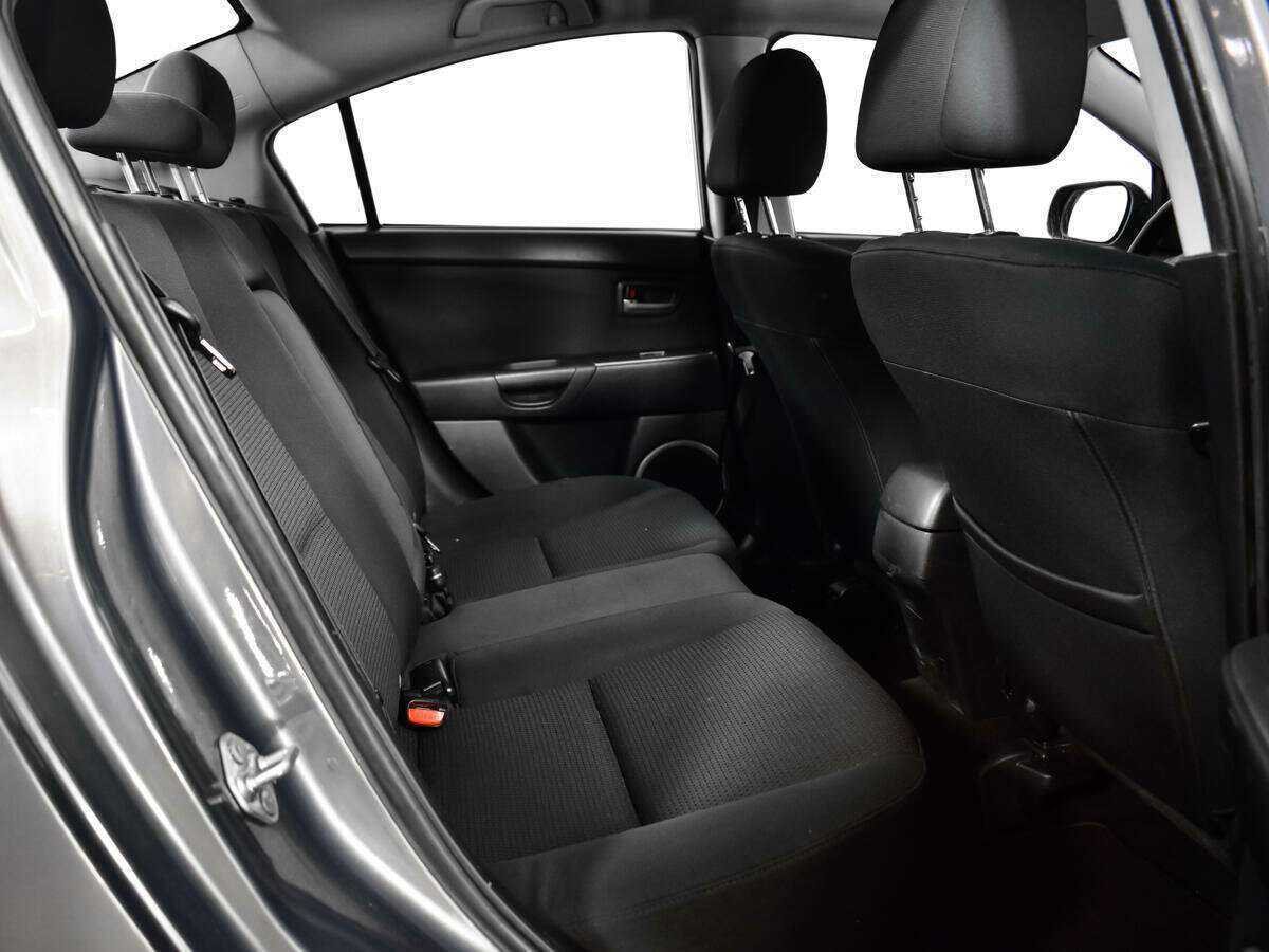 Mazda 3 2008 года с пробегом. Фото: #9