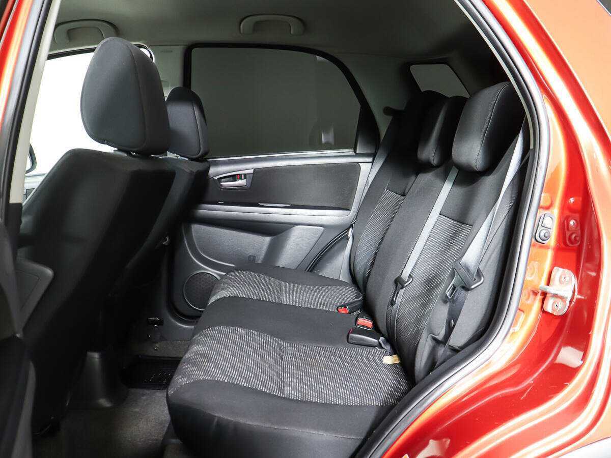 Suzuki SX4 2007 года с пробегом. Фото: #9